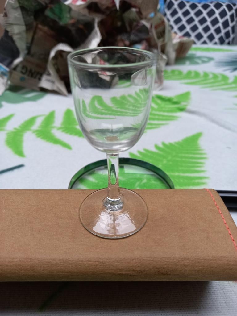 Oud vintage klein advocaatglaasje., Verzamelen, Ophalen of Verzenden, Gebruikt, Borrel- of Shotglas