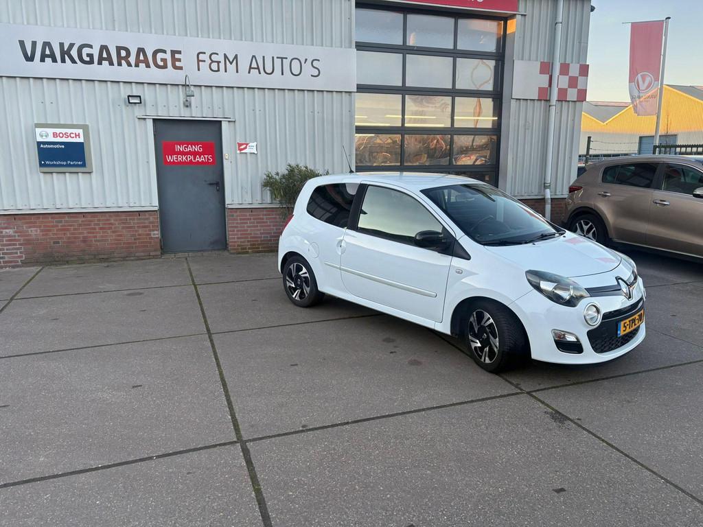 Renault Twingo 1.2 16V Dynamique, Auto's, Voorwielaandrijving, 4 cilinders, 4 stoelen, Wit