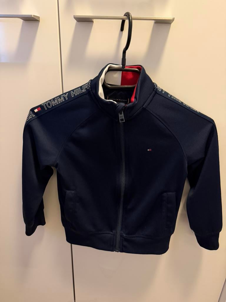 Setje tommy hilfonger maat 104, Ophalen of Verzenden, Zo goed als nieuw, Jongen