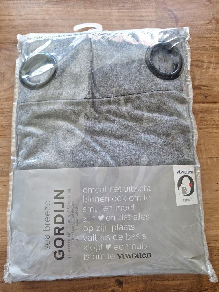 VT Wonen kant en klaar gordijn grijs, 8 stuks, Huis en Inrichting, Stoffering | Gordijnen en Lamellen, 100 tot 150 cm, 200 cm of meer