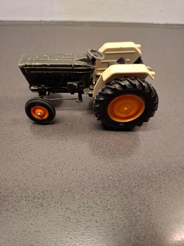 Te koop britains ford 6600, Hobby en Vrije tijd, Ophalen of Verzenden, Zo goed als nieuw, Tractor of Landbouw, Britains
