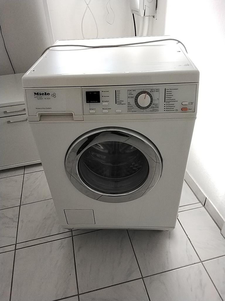 Miele Softcare W 2523 wasmachine, Ophalen, Gebruikt, 1200 tot 1600 toeren, 85 tot 90 cm