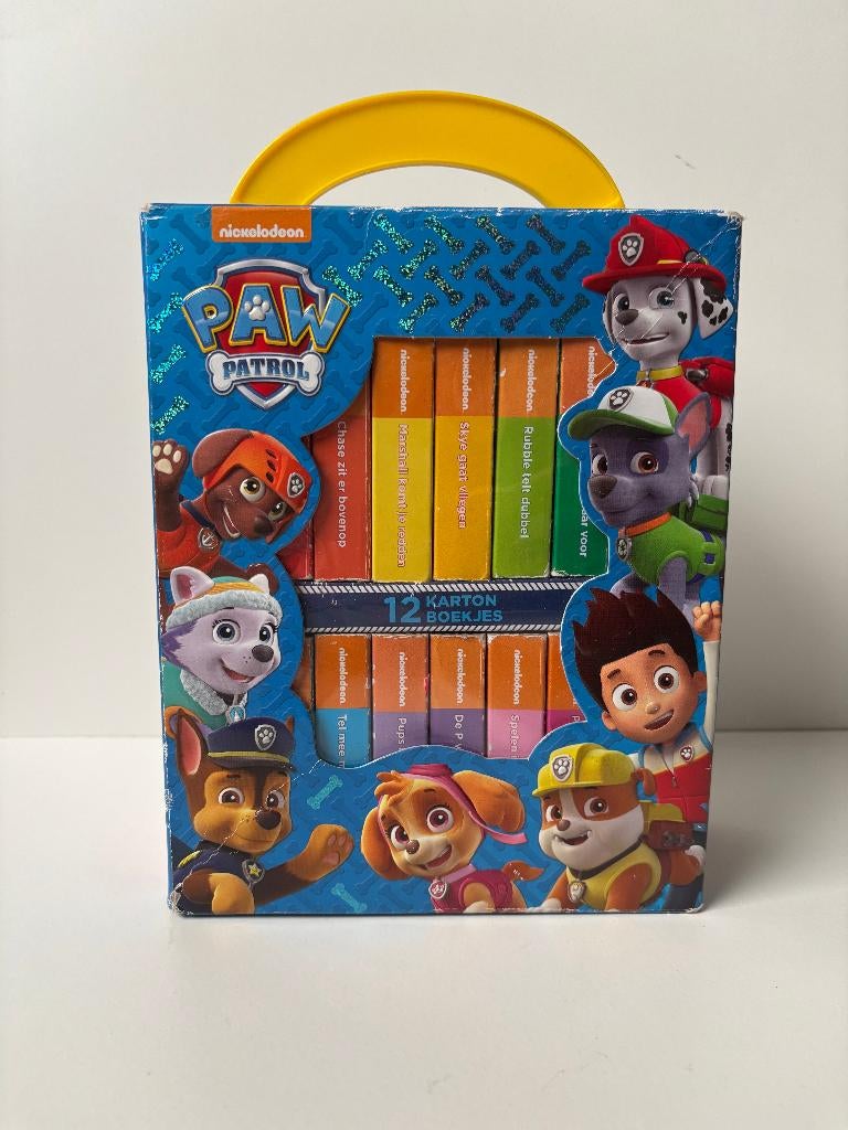 koffertje met 12 kartonnen boekjes Paw Patrol - super leuk, Boeken, Gelezen, Fictie algemeen, Jongen of Meisje, Ophalen of Verzenden