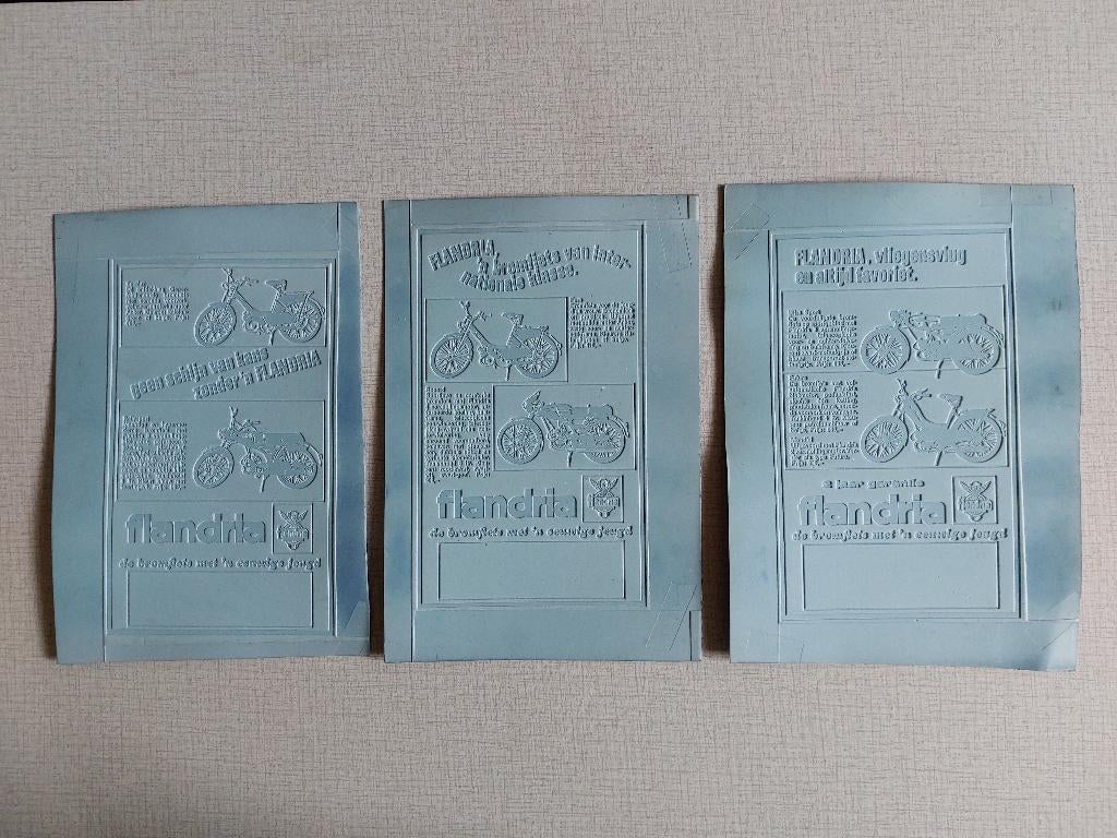 3 Zeldzame blauwe reliëfplaten van FLANDRIA, Ophalen of Verzenden, Zo goed als nieuw, Reclamebord