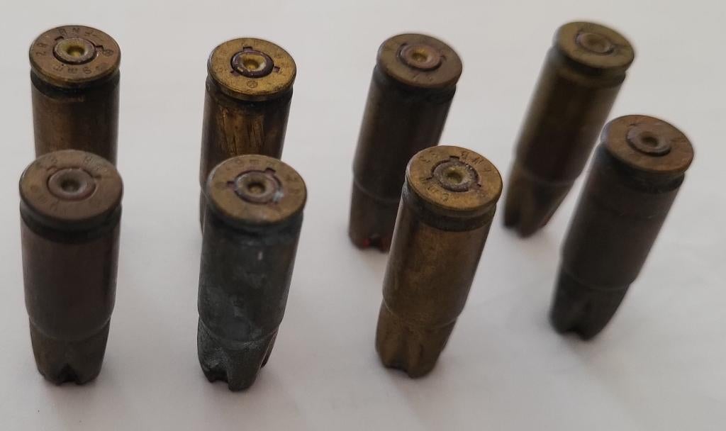 Oude hulzen, Ophalen, Landmacht, Nederland, Hulzen of Bodemvondsten