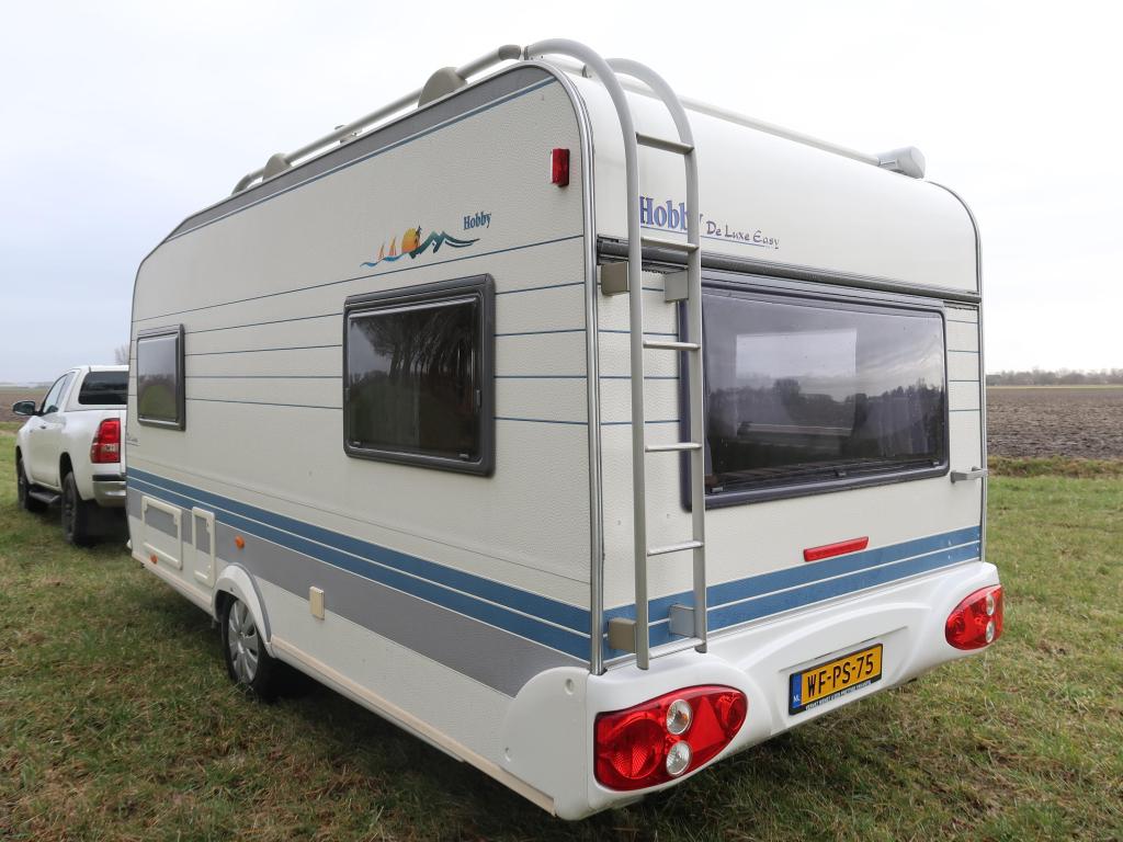 Hobby De Luxe 450 UF / Thule luifel / voortent, Caravans en Kamperen, Caravans, Rondzit, Hobby, Bedrijf, 750 - 1000 kg
