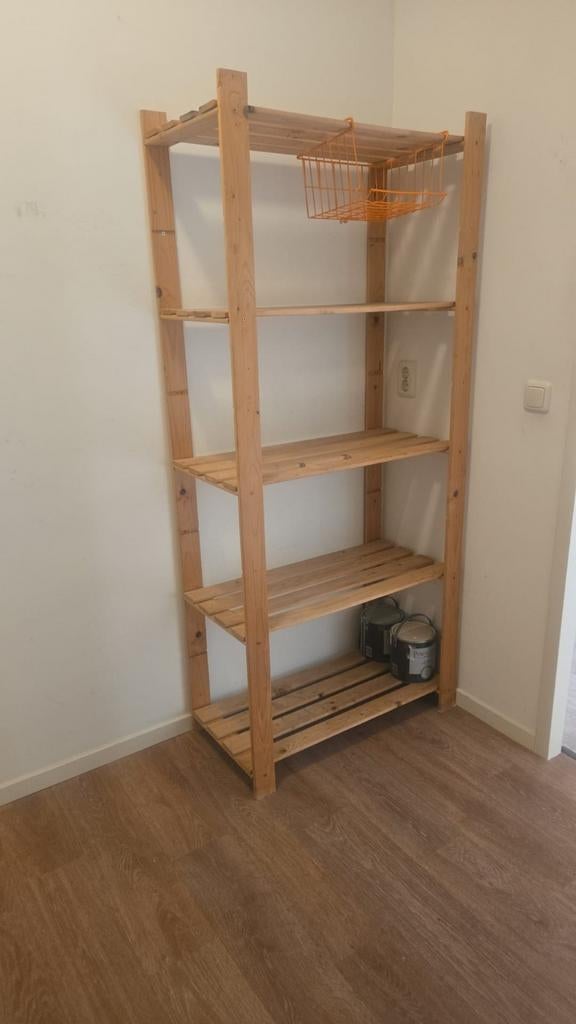 Opbergrek hout, Ophalen