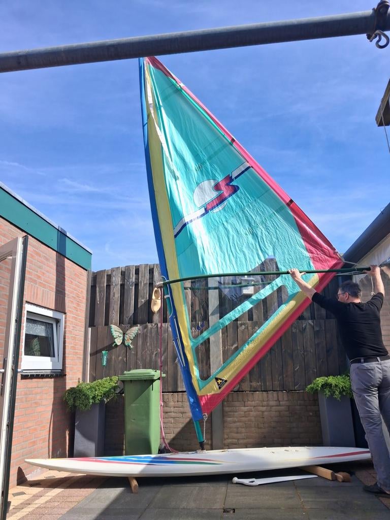 Complete surfplank, Watersport en Boten, Zeilen en Zeiltoebehoren, Ophalen of Verzenden, Gebruikt, Minder dan 15 m²