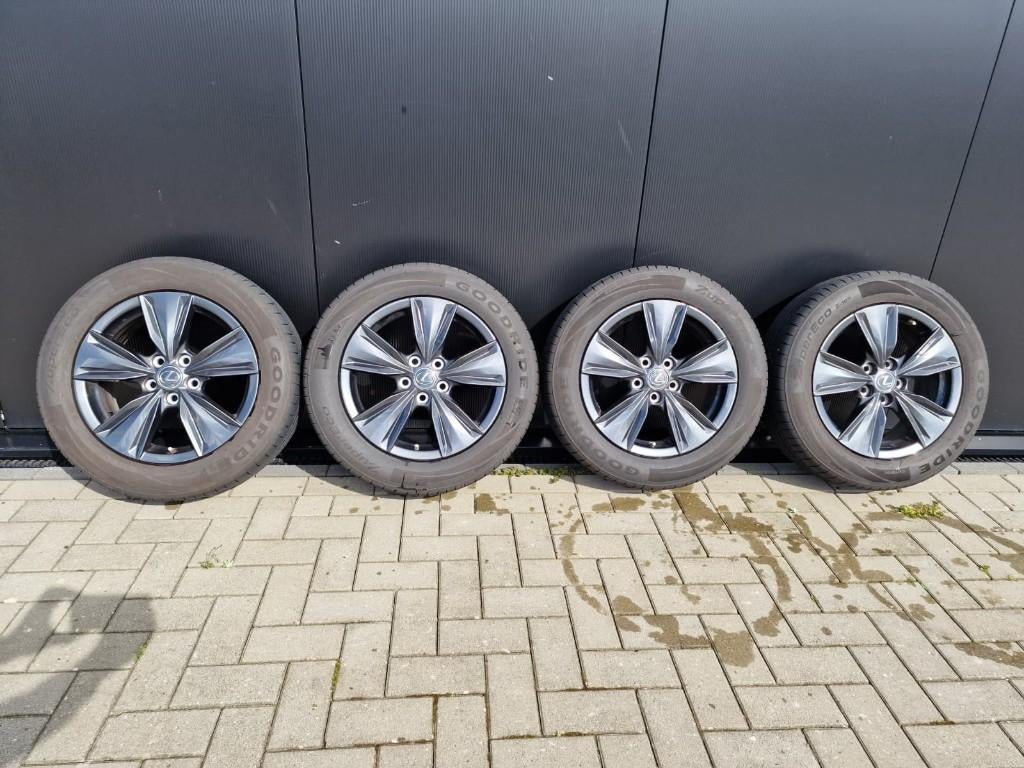LEXUS UX VELGEN 5X114.3 MET 215/60/17 inch BANDEN, Ophalen, 215 mm, Banden en Velgen, Nieuw