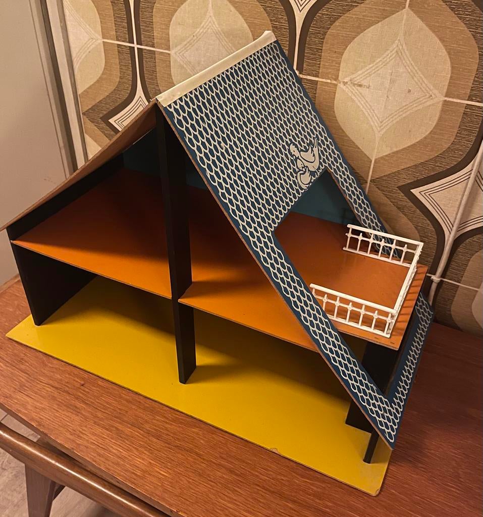 Vintage OKWA poppenhuis - Goede staat - Ophalen Apeldoorn, Ophalen, Gebruikt, Poppenhuis