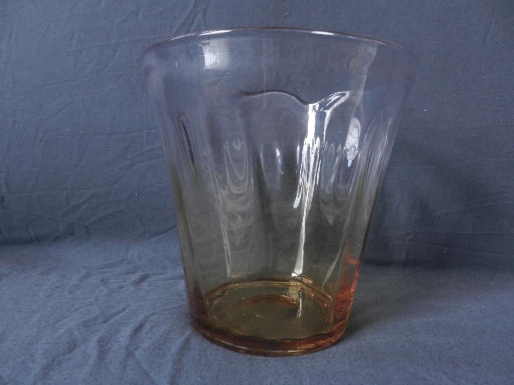 Beige glazen vaas Maastricht WJ Rozendaal voor Metz h. 19,2, Ophalen of Verzenden