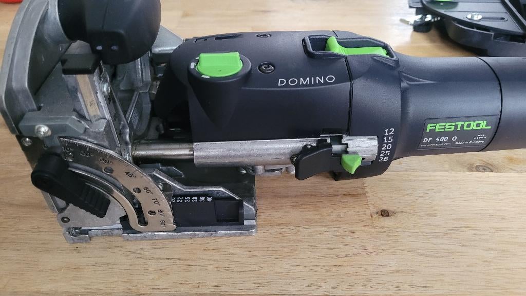 Festoo DF500 Domino, Doe-het-zelf en Verbouw, Gereedschap | Freesmachines, Ophalen, Zo goed als nieuw, Elektrisch, Overige soorten