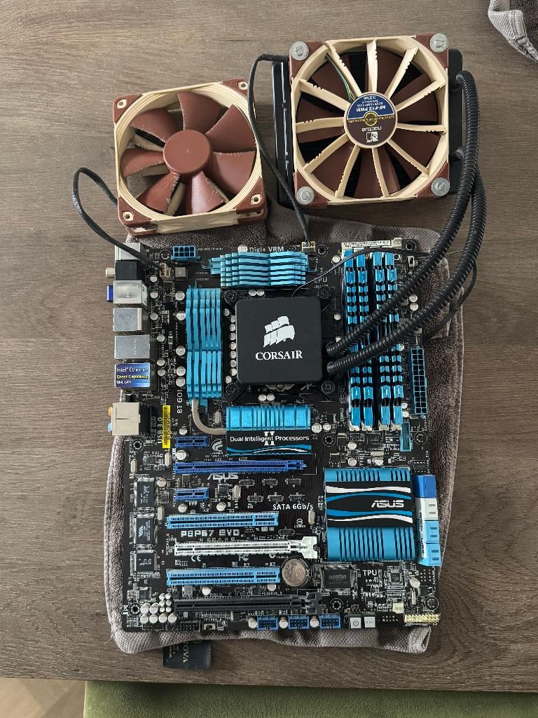 Asus P8P67 | Corsair H60 Koeling | Noctua Fans | en meer...!, Gebruikt, Verzenden, DDR3, LGA 1155