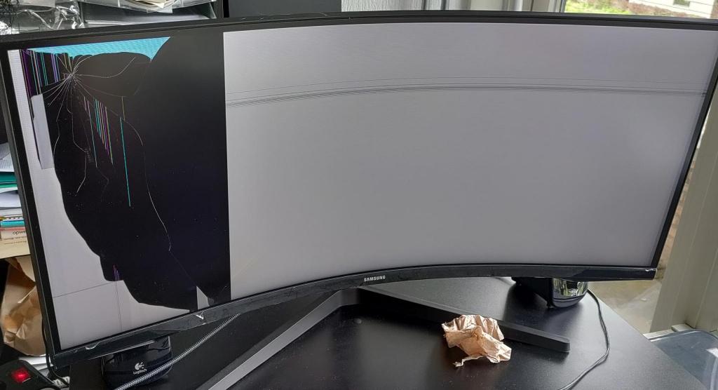 Kapotte monitor, Ultrawide, Samsung odyssey, Overige typen, 1 tot 2 ms