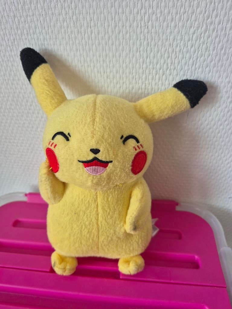 Pikachu Knuffel - Pokémon Tomy, Ophalen of Verzenden, Zo goed als nieuw, Overige typen