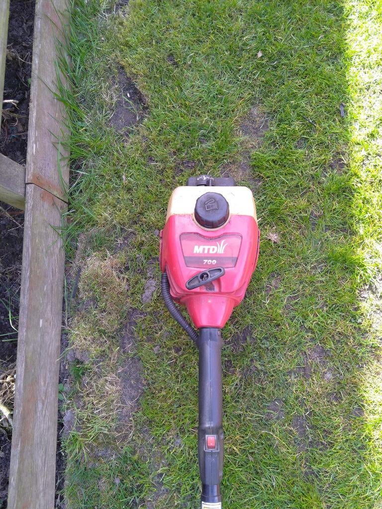 MTD 700 grastrimmer, Tuin en Terras, Ophalen, Gebruikt, Benzine