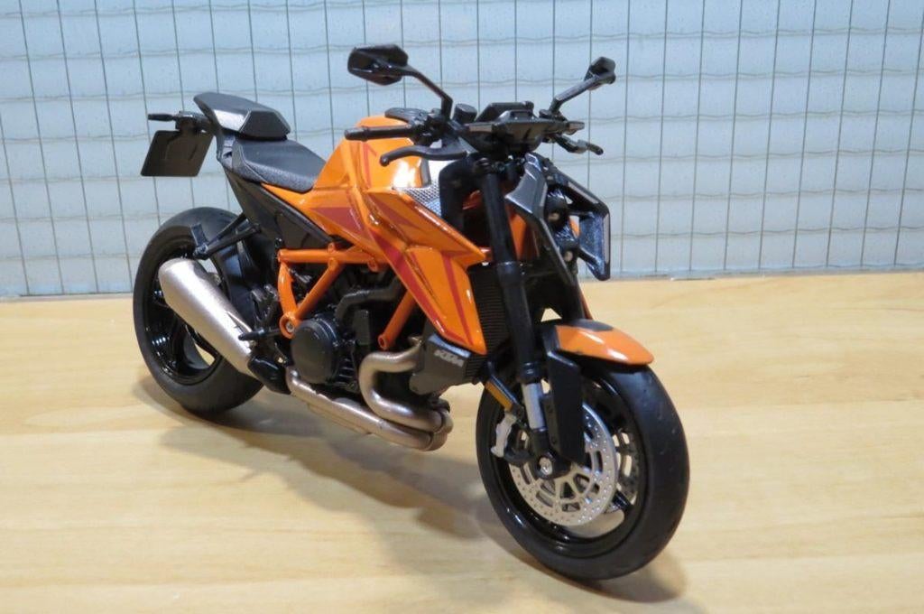 KTM 1390 Super Duke R 1:12 62215, Nieuw, 1:9 t/m 1:12, Motor, New-Ray GmbH