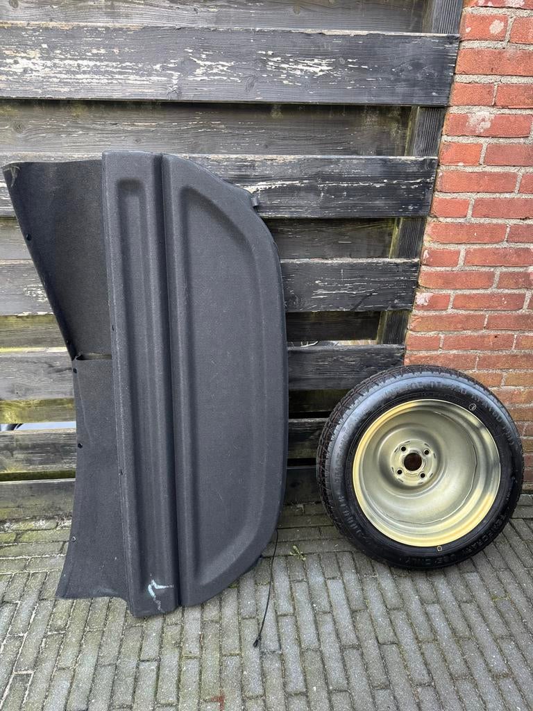 Hoedenplank en reservewiel Honda Jazz 2011, Auto diversen, Auto-accessoires, Ophalen, Gebruikt