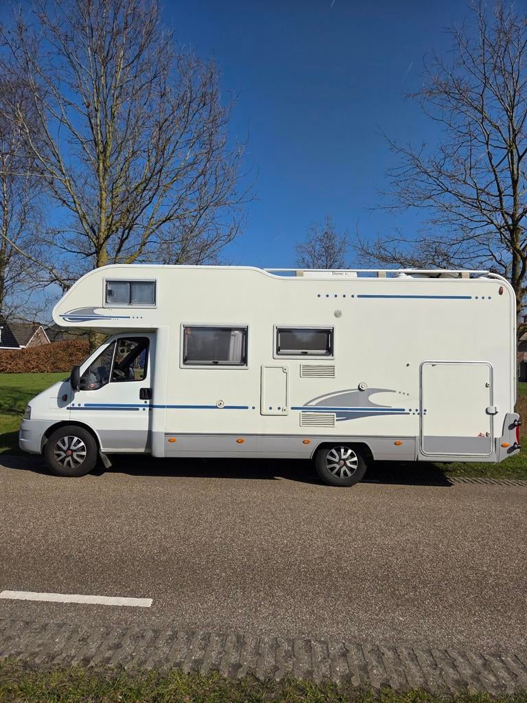 Ruime Adria Alkoof Camper - Ideaal voor Gezinnen/Motorsport, Alkoof, Ringverwarming, Fiat, 7 tot 8 meter