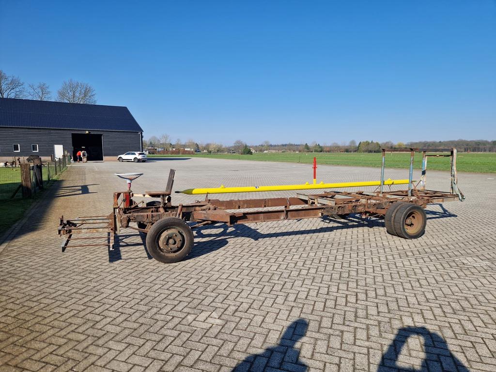 carnavalswagen onderstel, Hobby en Vrije tijd, Feestartikelen, Ophalen, Gebruikt, Carnaval