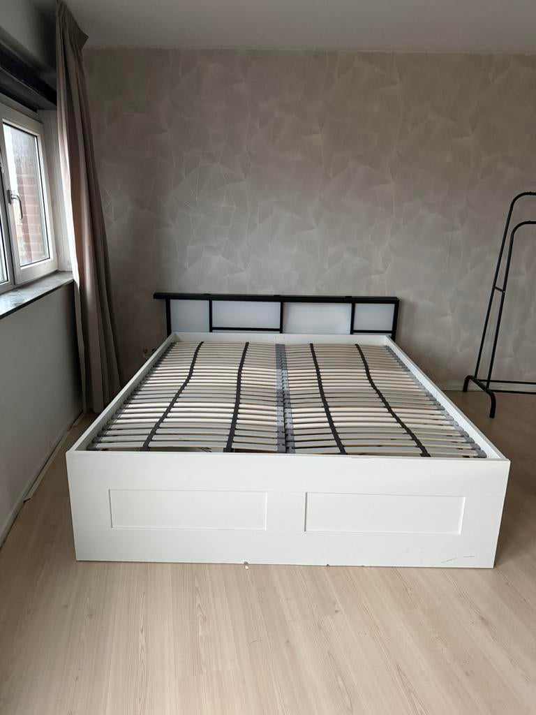 IKEA bed met opberglades, Ophalen, Wit, Tweepersoons, Zo goed als nieuw