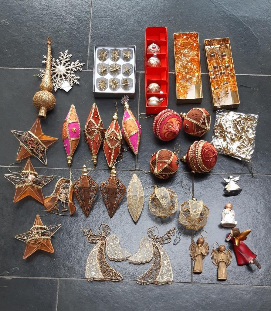 Kerstballen/accessoires thema Oosters
Ook 4 menukaarthouders, Ophalen of Verzenden