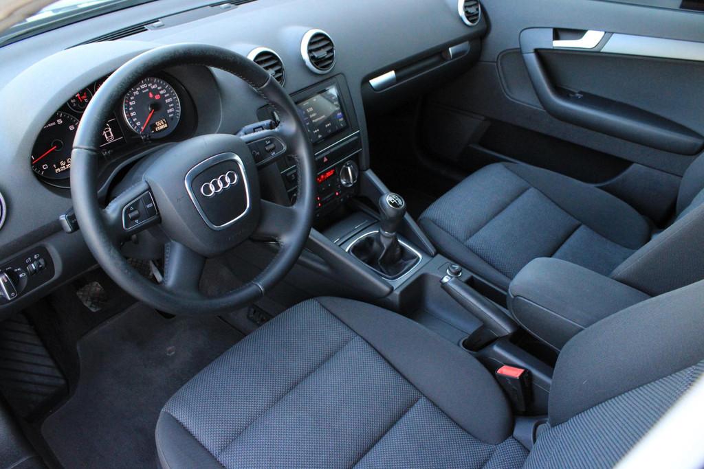Audi A3 Sportback 1.2 TFSI Airco | Stoelverwarming | DAB | N, Auto's, Voorwielaandrijving, Euro 5, Stof, Gebruikt