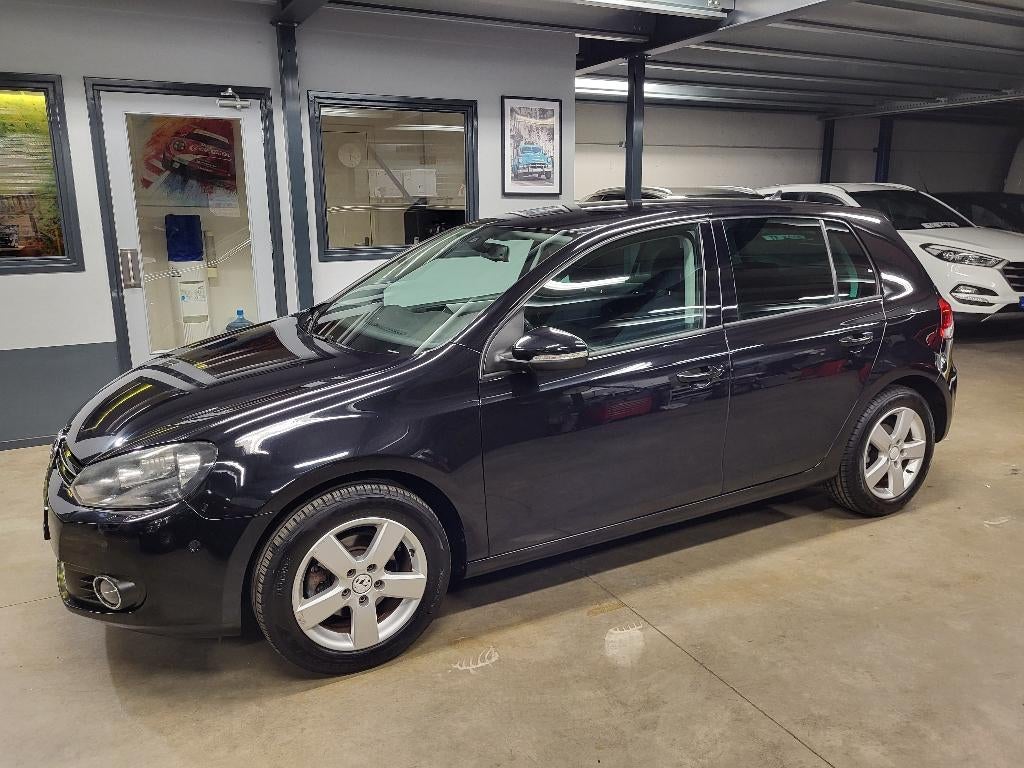 Volkswagen Golf 1.2TSI AUTOMAAT 5-Drs. bj.2011 Zwart / Airco, 4 cilinders, 630 kg, Golf, 104 pk