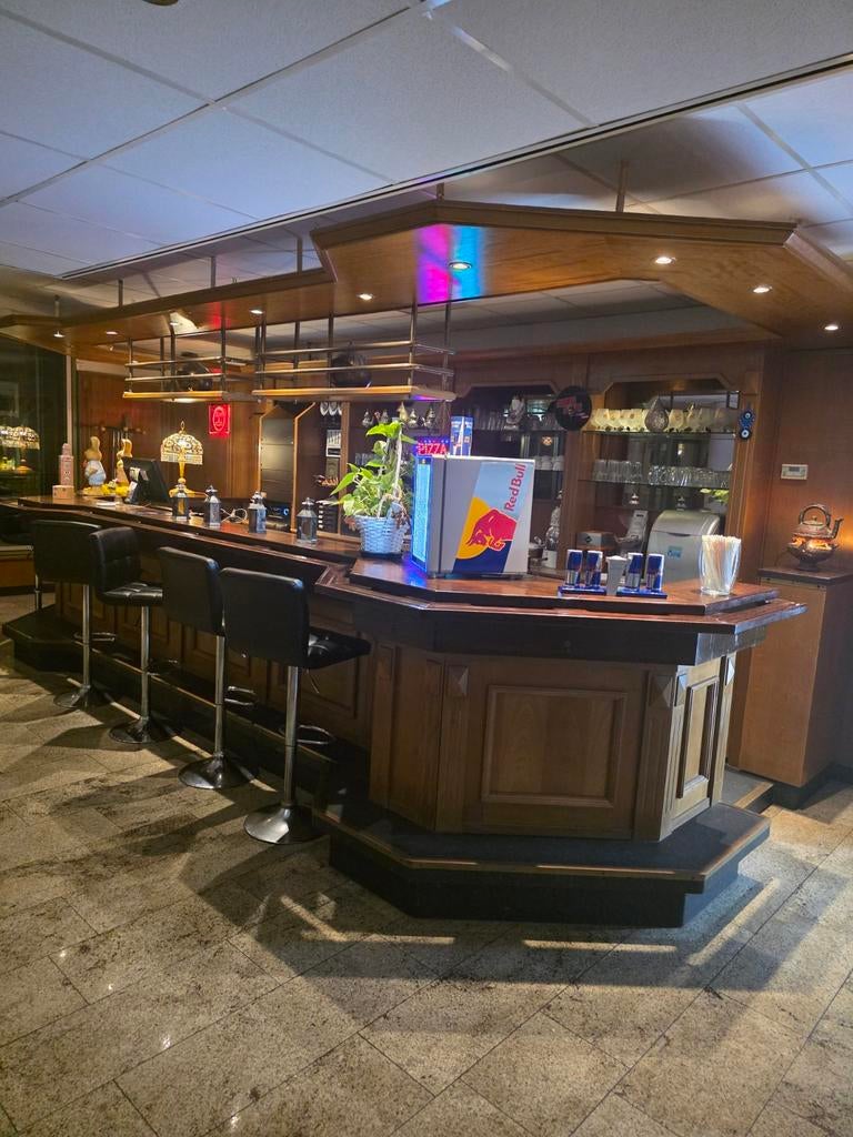 Complete Bar voor Cafe met Drankenkoeling en Wasbak, Ophalen of Verzenden, Gebruikt, Inclusief barstoelen