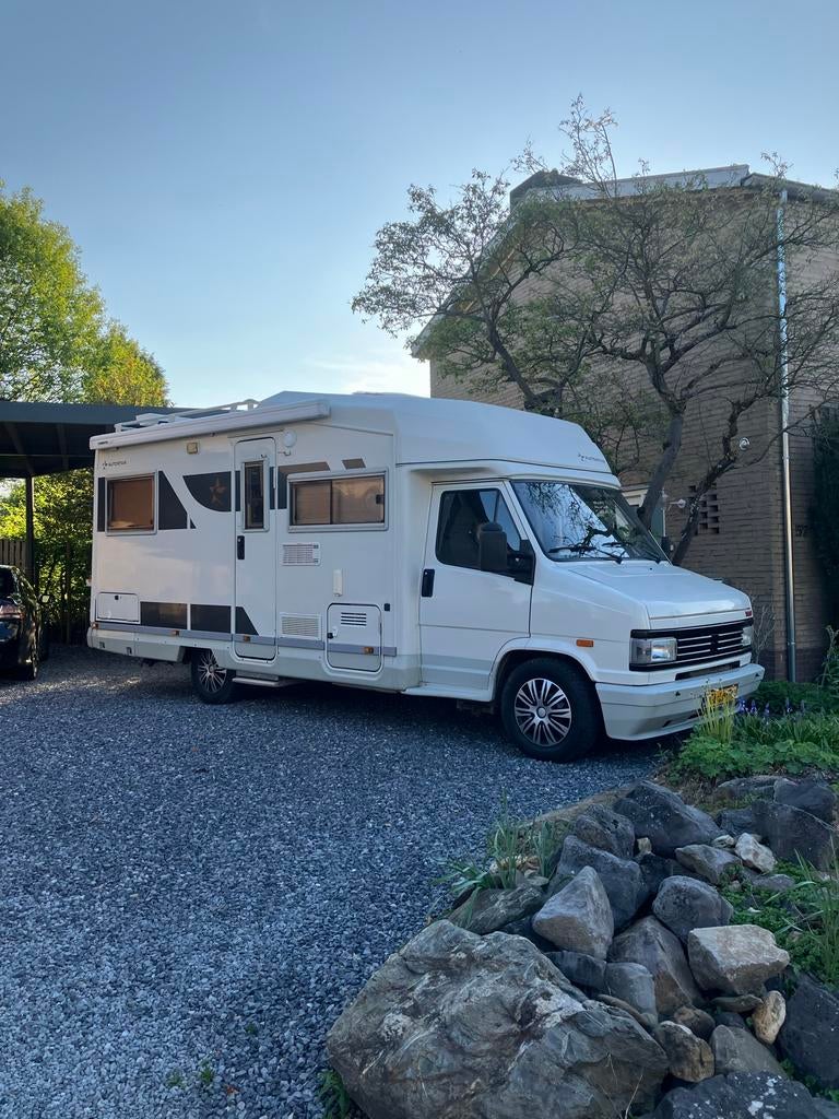 Peugeot J5 Camper  70000 km taxatie, Caravans en Kamperen, Campers, Overige merken, Alkoof, Particulier, Koelkast