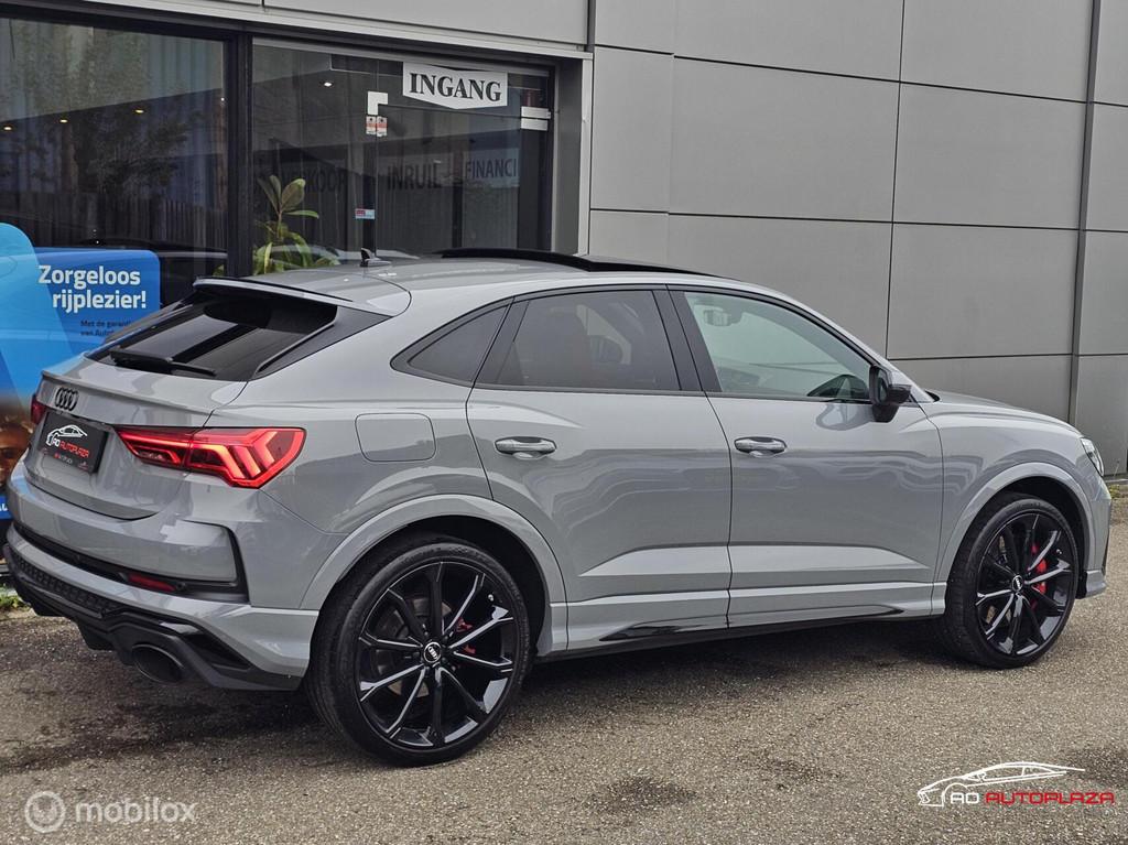 Audi RS Q3 Sportback 2.5 TFSI Nardo/Panorama/RS Seats/B&O/36, Automaat, Zwart, 1675 kg, Bedrijf