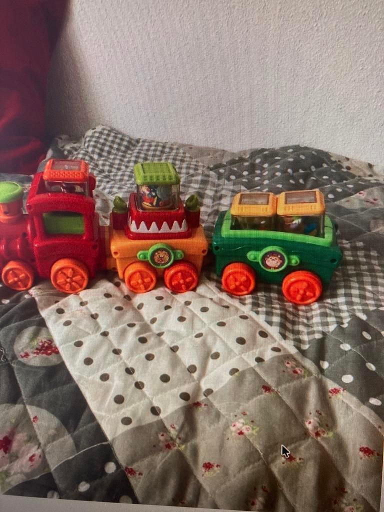 Speelgoed met bal en Fisher-Price treinset, Kinderen en Baby's, Speelgoed | Fisher-Price, Ophalen of Verzenden, Gebruikt, Speelset