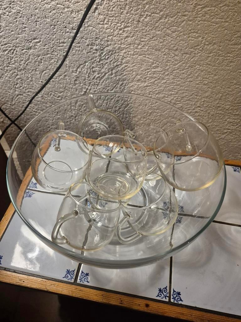 Glazen bowlschaal met 8 glazen, Huis en Inrichting, Ophalen of Verzenden, Gebruikt, Glas, Schaal of Schalen