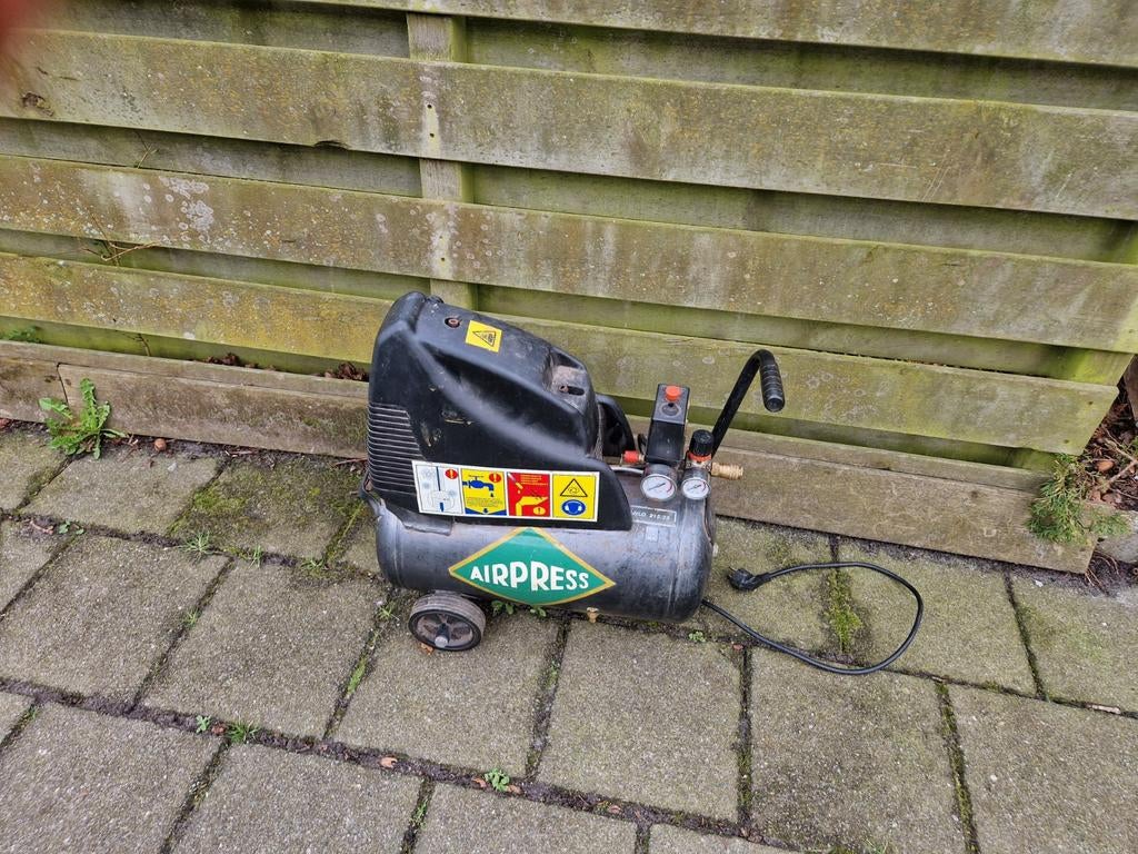 Compressor, Ophalen of Verzenden, Gebruikt, Minder dan 200 liter/min