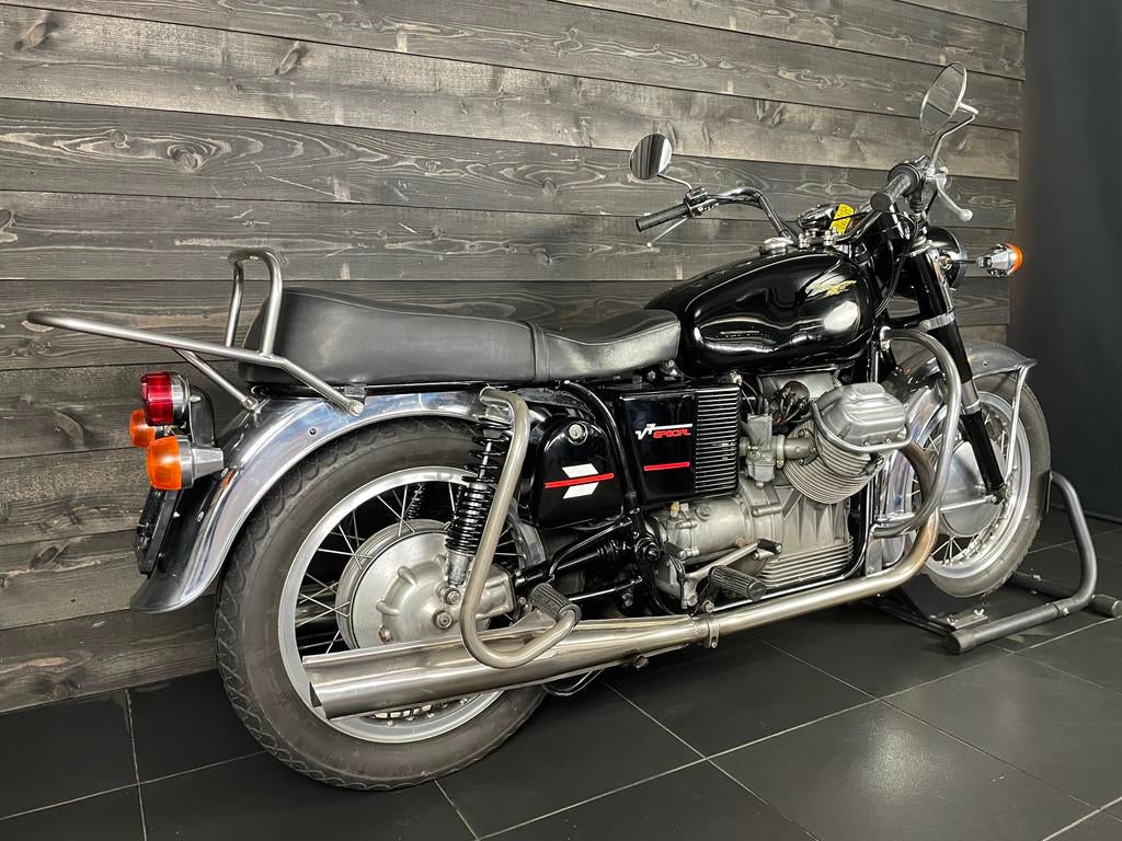Moto Guzzi V7 SPECIAL (bj 1970) - foto 2