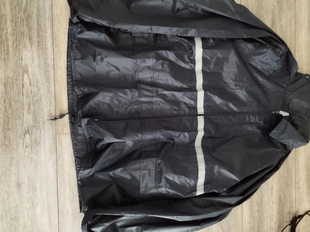 Nieuw regenpak (jas en broek) - Maat M, Ophalen of Verzenden, Nieuw, Regenpak, Heren