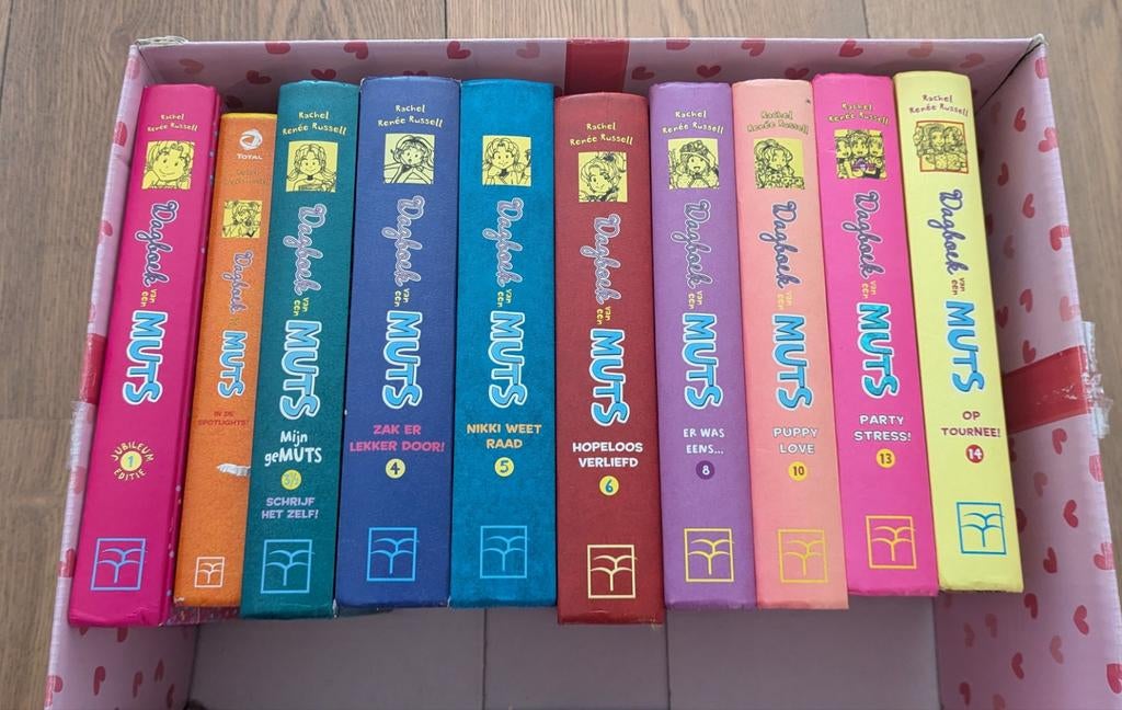 Serie Dagboek van een Muts - 10 boeken, Boeken, Kinderboeken | Jeugd | onder 10 jaar, Zo goed als nieuw, Fictie algemeen, Ophalen of Verzenden