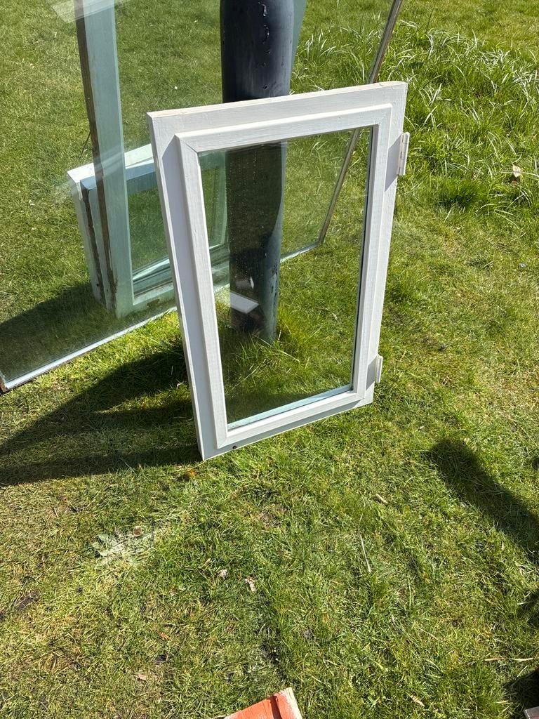Raam ca. 78x48 cm, Doe-het-zelf en Verbouw, Kozijnen en Schuifpuien, Ophalen, Gebruikt, Minder dan 75 cm, Raamkozijn