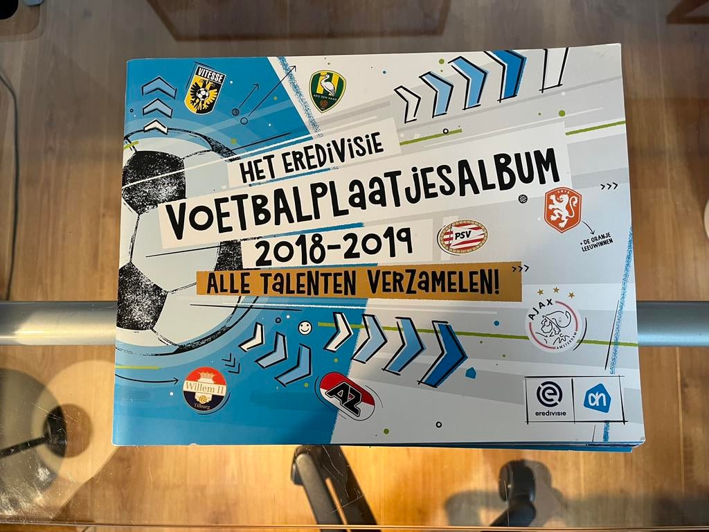 Verzamelalbum Eredivisie 2018/2019, Verzamelen, Ophalen of Verzenden, Zo goed als nieuw, Overige binnenlandse clubs, Poster, Plaatje of Sticker