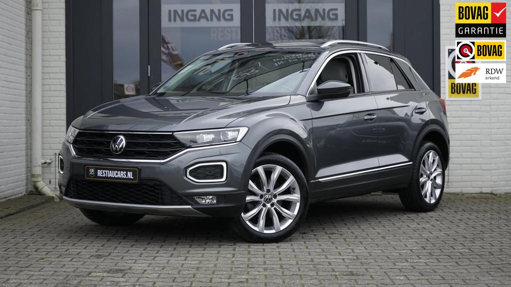 Volkswagen T-Roc 1.5 TSI Sport AUTOMAAT-ACC-CAMERA-CLIMA-FUL, Zwart, 4 cilinders, 150 pk, Leder