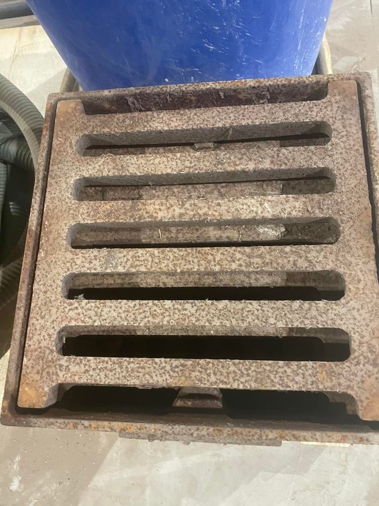 4xRegenwaterkolk - Gietijzeren afvoerput voor buiten, Gebruikt, Ophalen of Verzenden, Minder dan 2 meter, 80 mm of meer