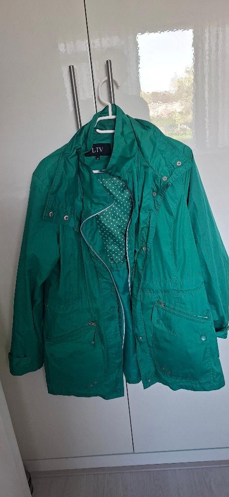 Zomer regenjas, Maat 38/40 (M), Ophalen of Verzenden, Groen, Gedragen