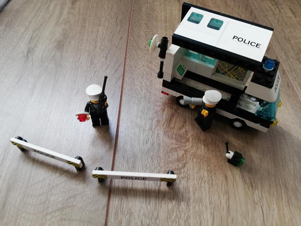 Lego politie set 6676 compleet, zonder instructieboekje, Lego, Ophalen of Verzenden, Complete set, Compleet