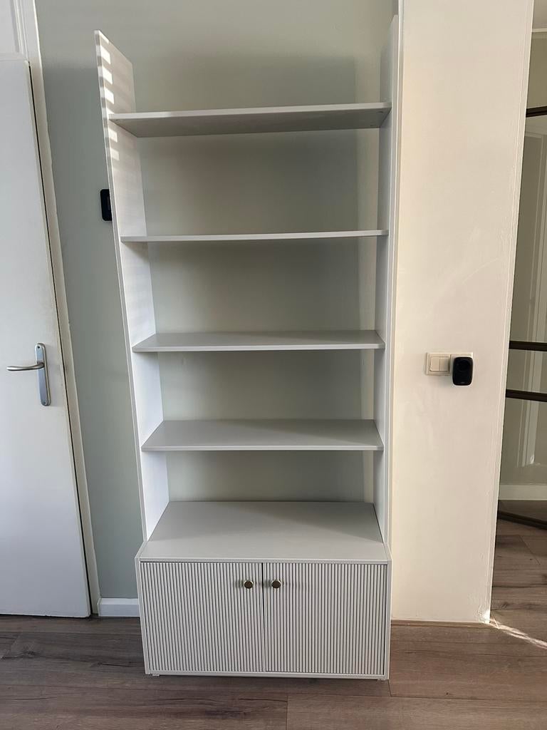 Woood boekenkast, Ophalen, Zo goed als nieuw, 25 tot 50 cm, 50 tot 100 cm