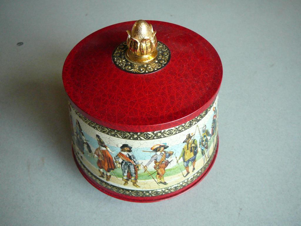 rond blik met ouderwetse afbeelding van soldaten, Verzamelen, Ophalen of Verzenden, Gebruikt, Overige