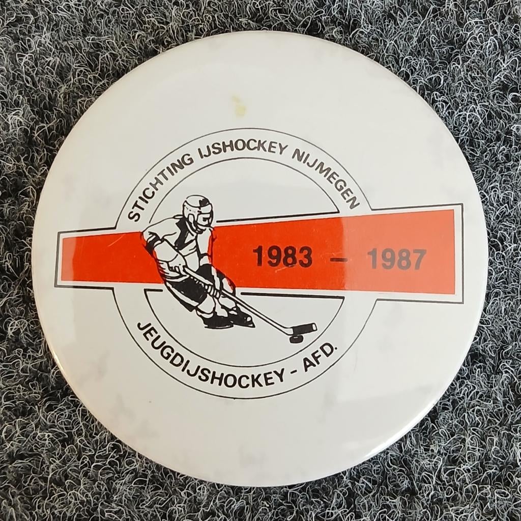 Stichting IJshockey Nijmegen jeugdijshockey - afd. 1983-1987, Ophalen of Verzenden, Gebruikt, Overige typen