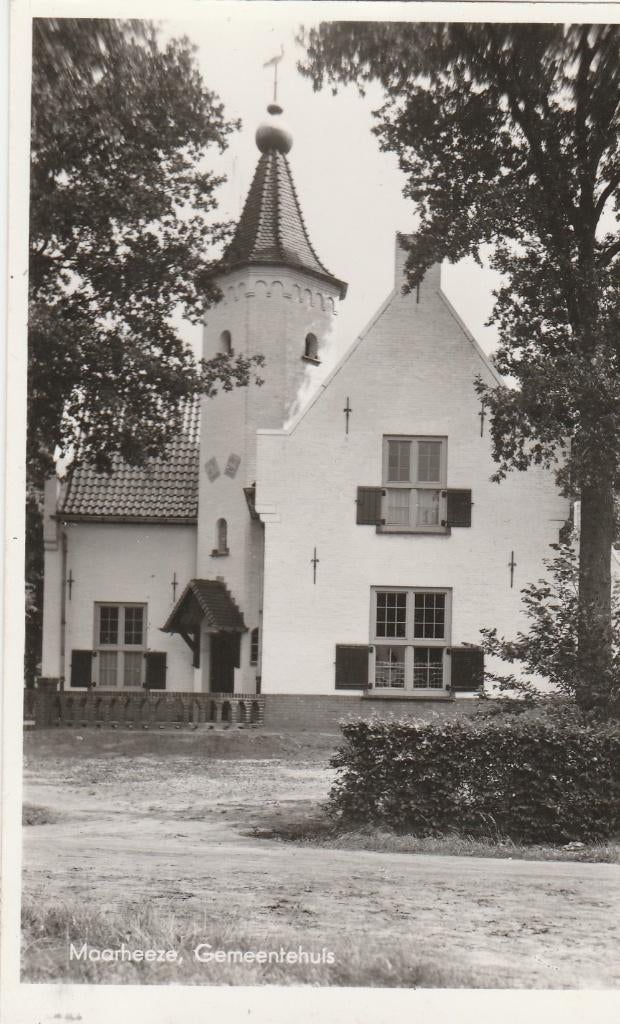 maarheeze- gemeentehuis, Ophalen of Verzenden, 1960 tot 1980