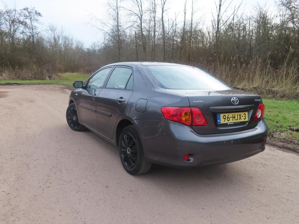 Toyota Corolla 1.6 16V Vvt-i Sedan 2009 Grijs, Voorwielaandrijving, 450 kg, 4 cilinders, Corolla