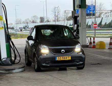 Smart ForTwo 1.0 52KW Coupe 2018 Zwart, Auto's, Smart, Euro 5, Achterwielaandrijving, Zwart, Zwart