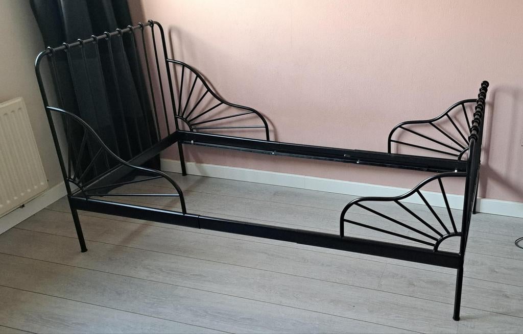 Ikea bed minnen, Huis en Inrichting, Ophalen, Eenpersoons, Wit, Zo goed als nieuw